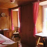 Edelweiss Mountain - 1 Hour Hike Up From Station - On Hiking Trail - No Transport Jaktstuga