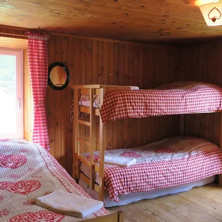 Edelweiss Mountain - 1 Hour Hike Up From Station - On Hiking Trail - No Transport Lodge