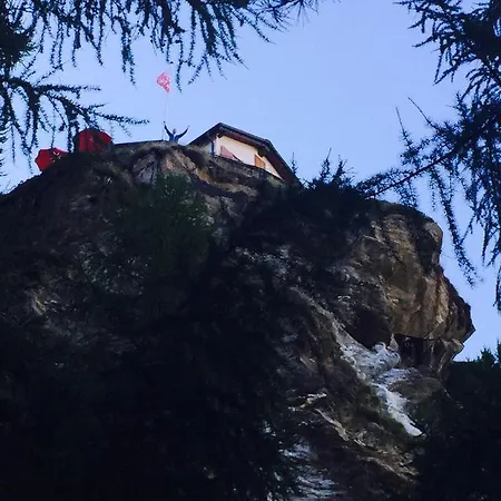 بيت خشبي Edelweiss Mountain - 1 Hour Hike Up From Station - On Hiking Trail - No Transport زيرمات